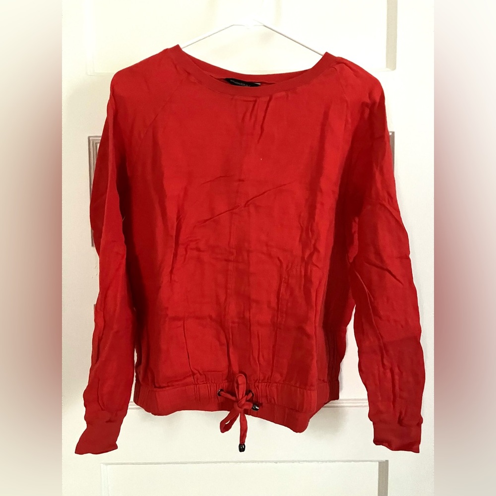 Red/orange long sleeve top